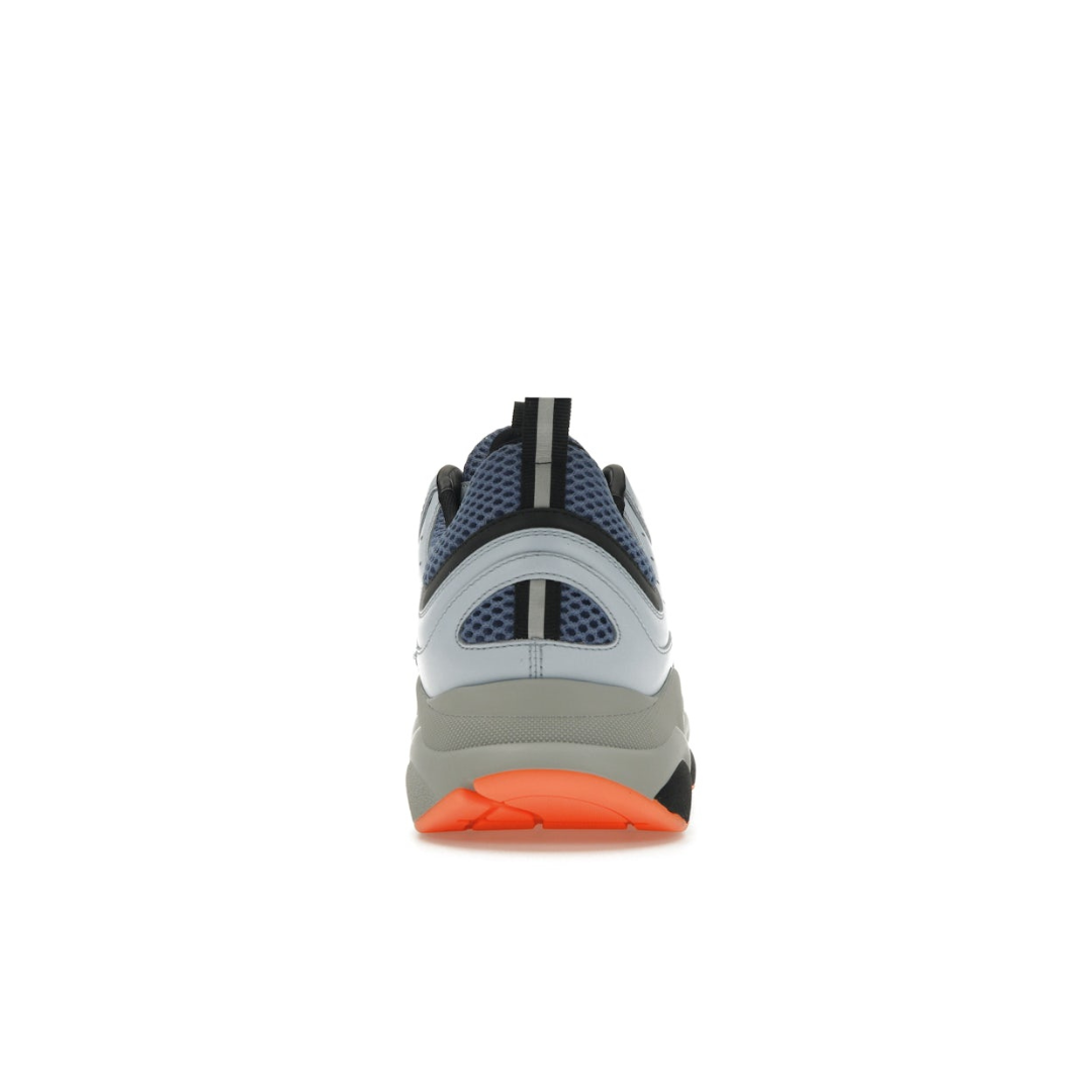 B22 BLUE GRAY