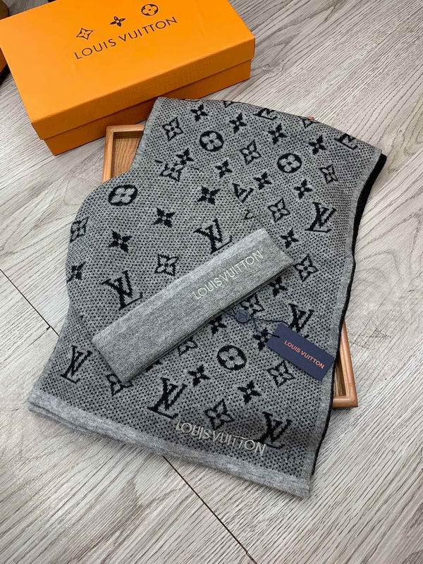 Beanie + Scarf