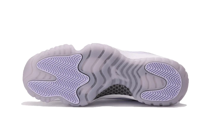 Low Pure Violet