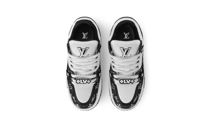 White Black Max