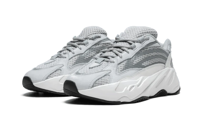 700 V2 Static