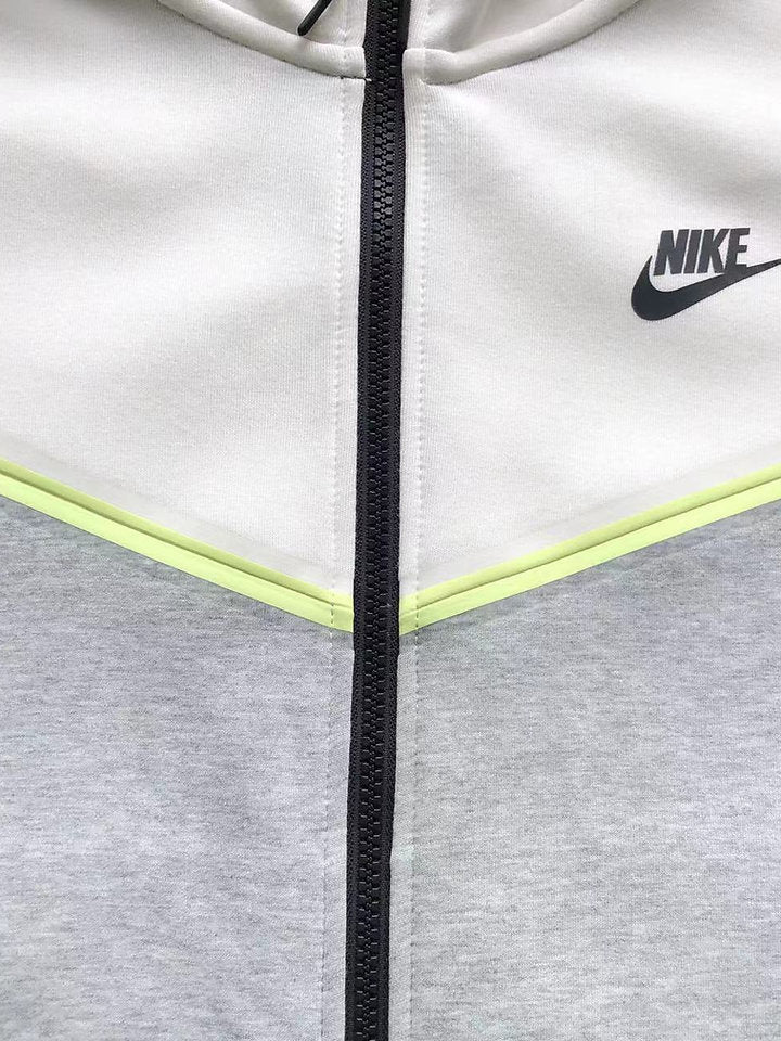 Tech Fleece