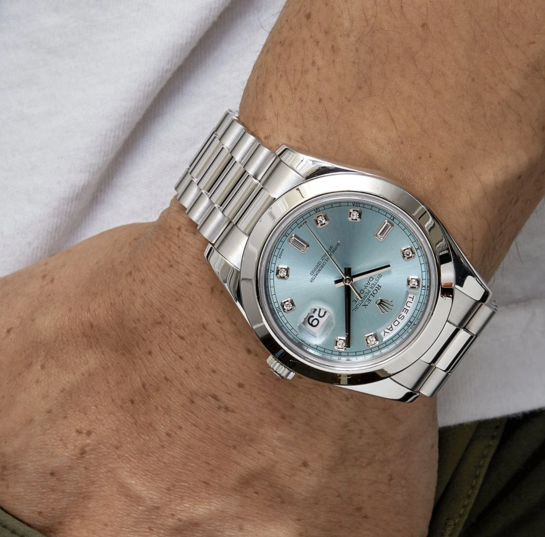 Day-date blue diamond dial 41mm