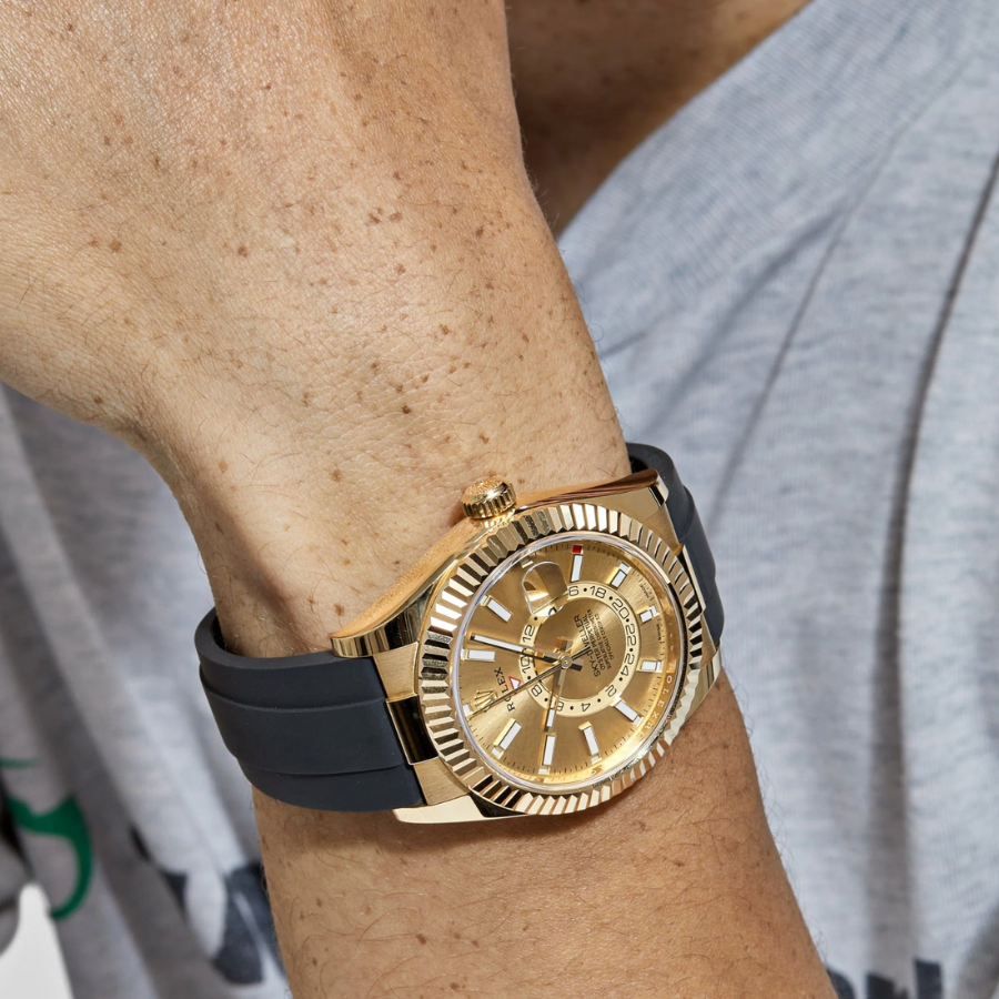 Sky-dweller gold champagne dial 42mm