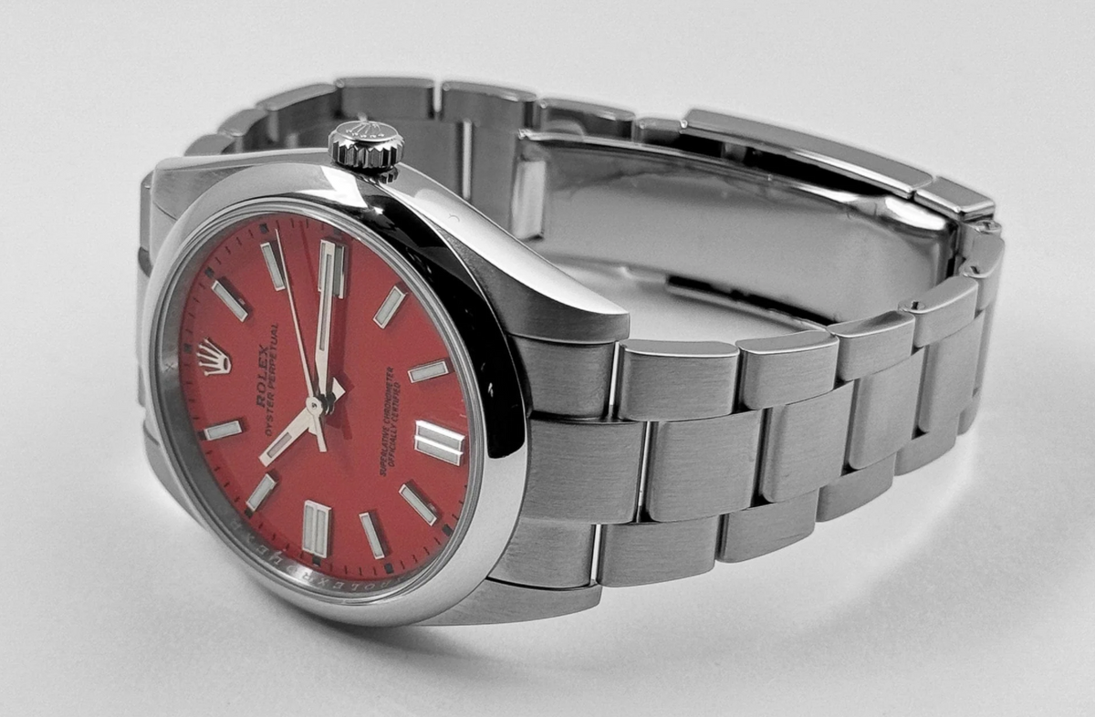 Oyster perpetual red dial 41mm