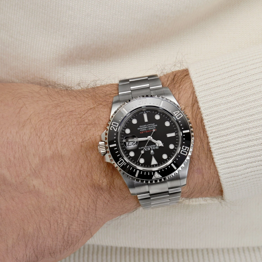 Deepsea sea-dweller black dial 43mm