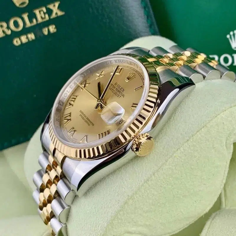Date Just Champagne Gold