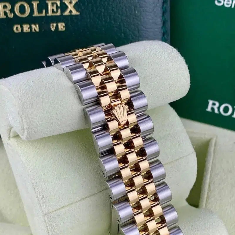 Date Just Champagne Gold