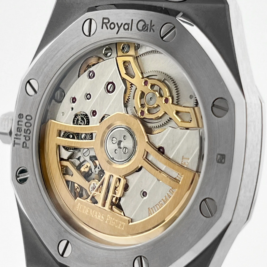 Royal oak titanium burgundy dial