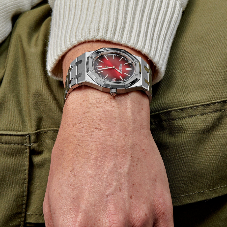 Royal oak titanium burgundy dial