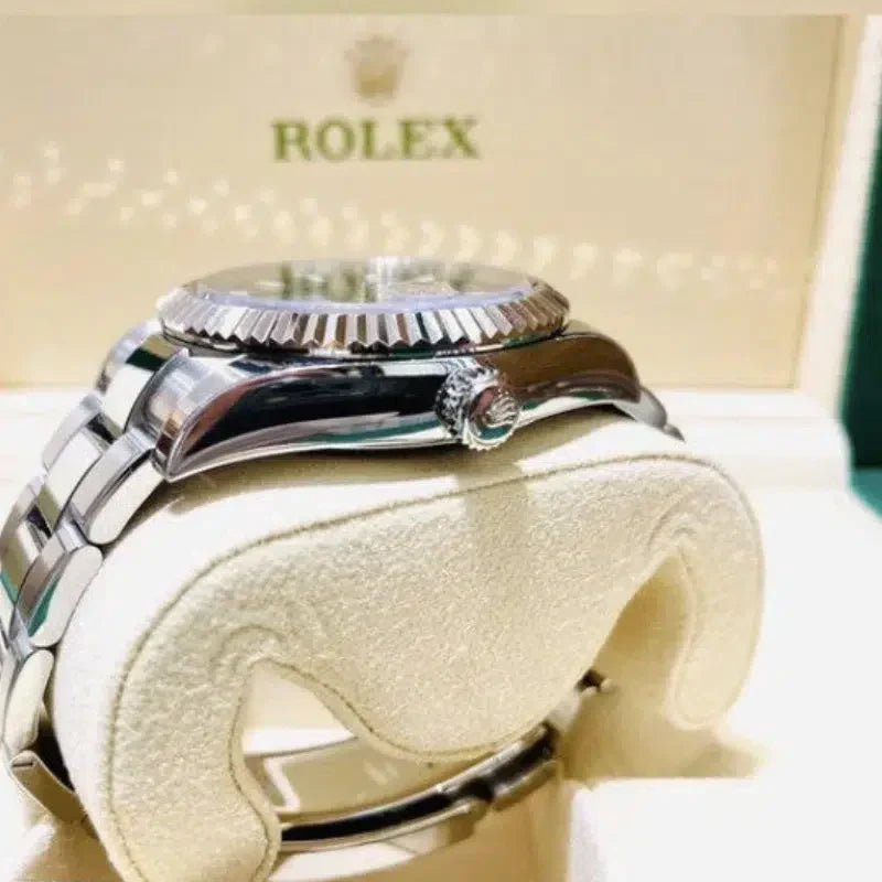 Sky Dweller RLX069
