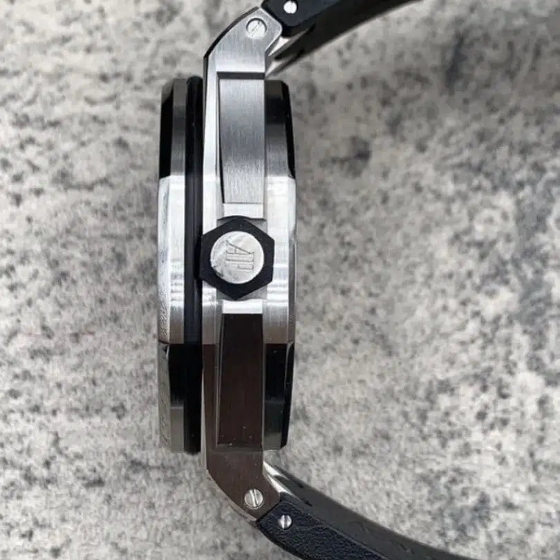 Royal Oak Offshore ADP004