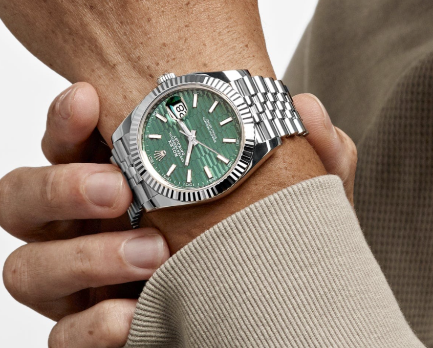 Date just fluted motif green dial 41mm
