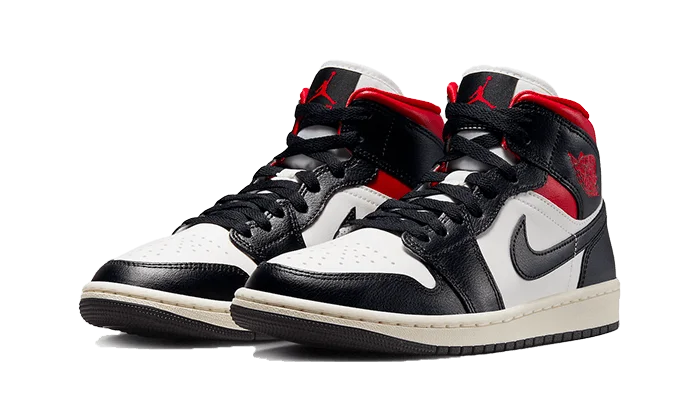 Black Gym Red