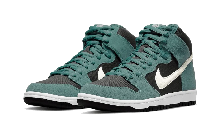 Nike SB Green Suede
