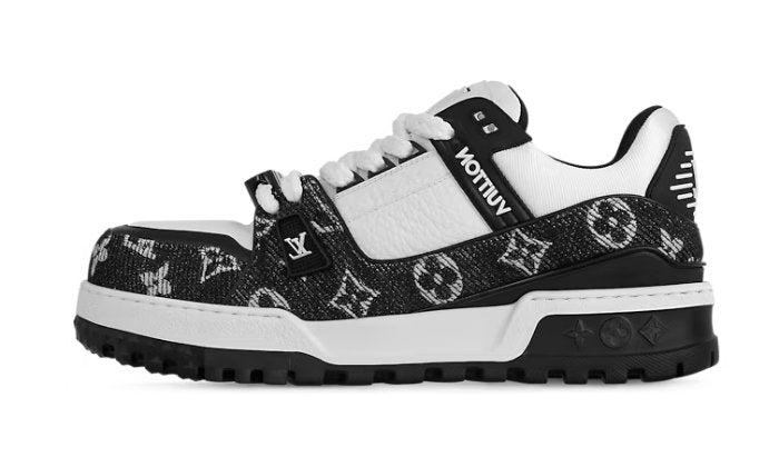 White Black Max