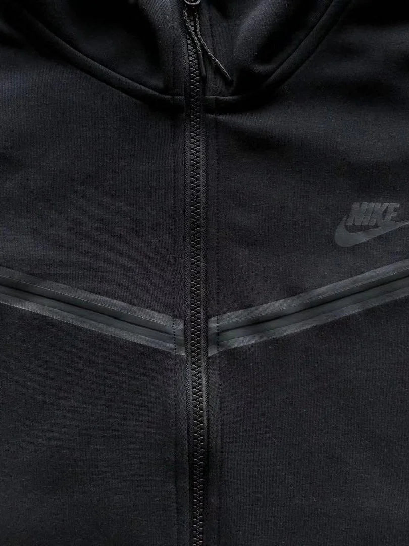 Tech Fleece