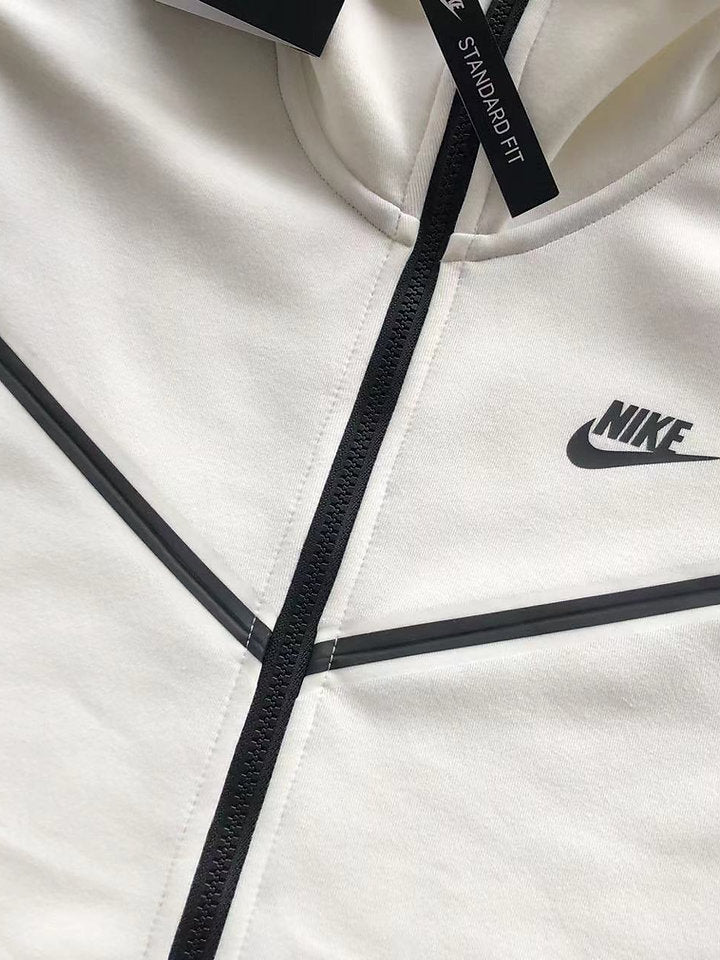 Tech Fleece