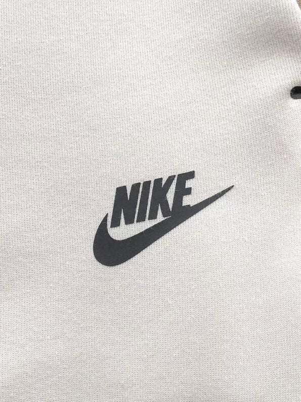 Tech Fleece
