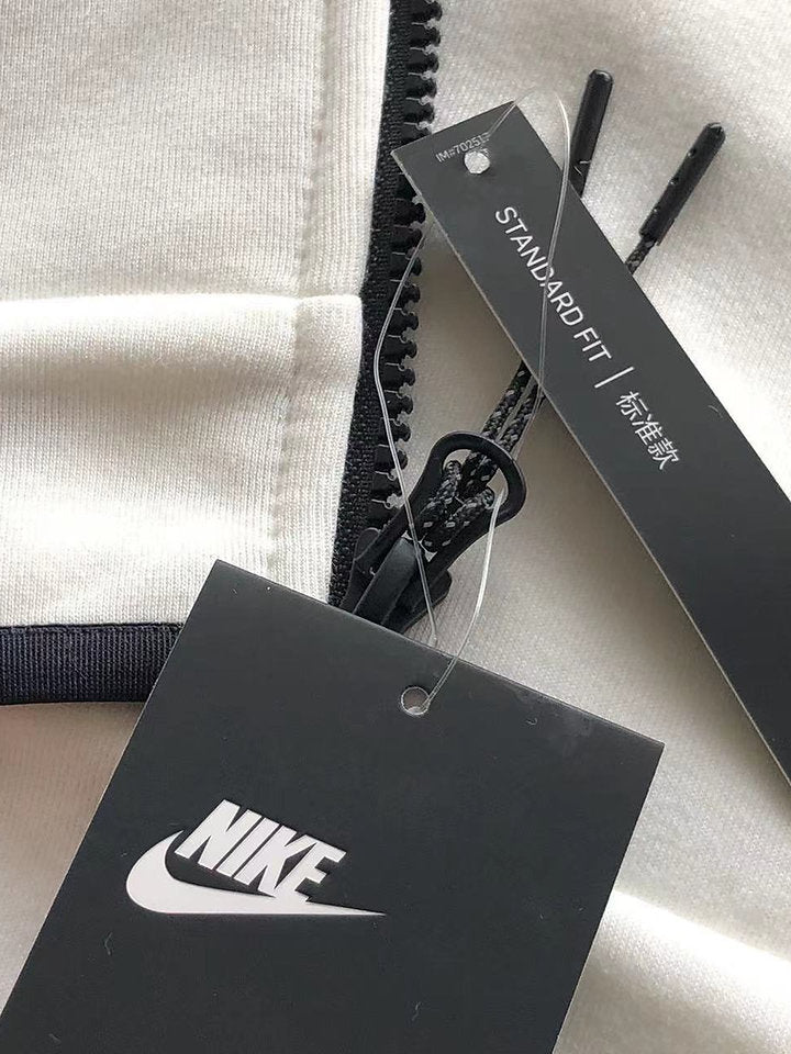 Tech Fleece