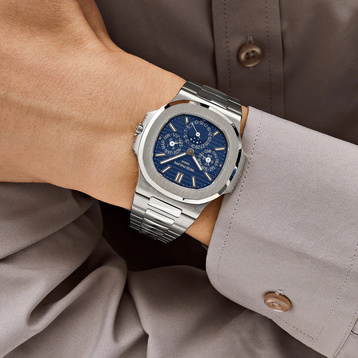 Nautilus 5740/1G Perpetual Calendar Moon Phase White Gold Blue Dial (2019)