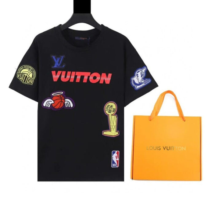 T-SHIRT LOUIS V - Image 2