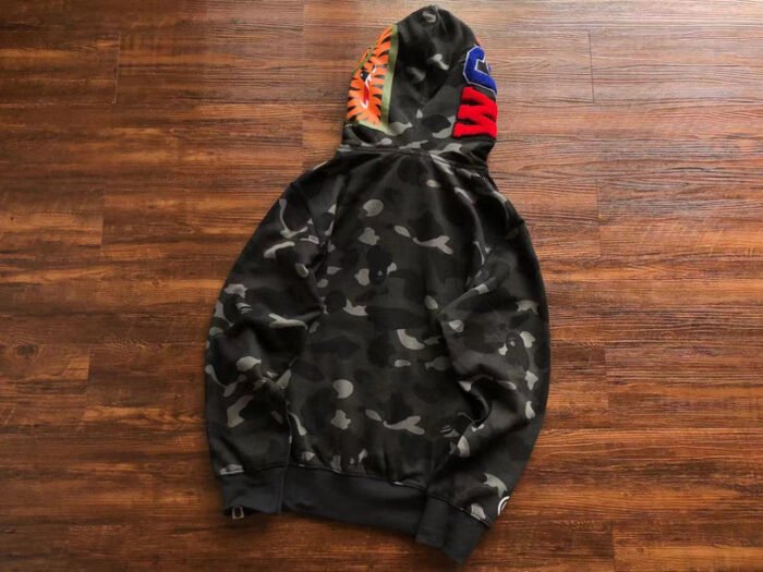 B*PE HOODIE - Image 4