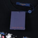 T-SHIRT LOUIS V - Image 11