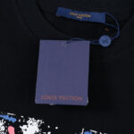 T-SHIRT LOUIS V - Image 12
