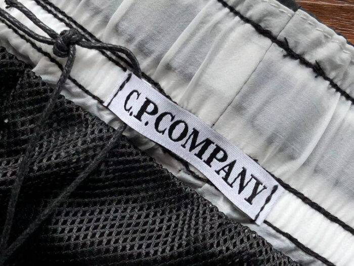 SHORTS CP CMPNY - Image 11
