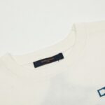 T-SHIRT LOUIS V - Image 11