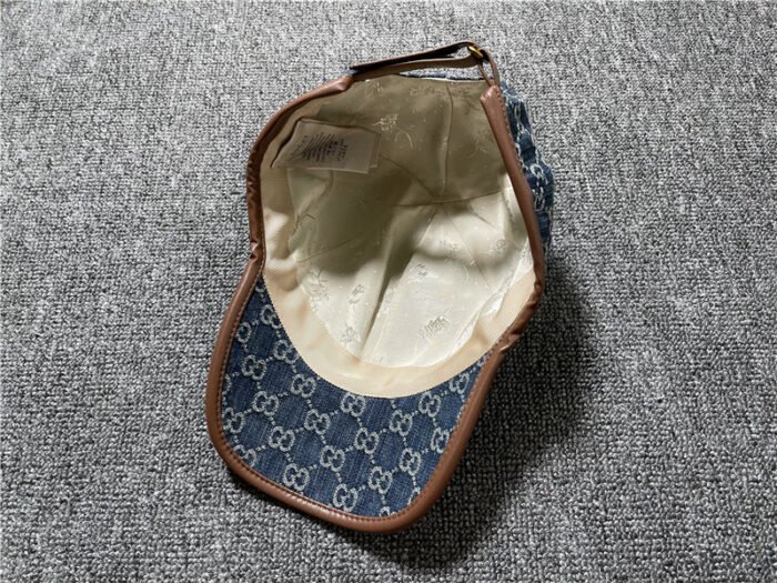 CAP LOUIS V - Image 4