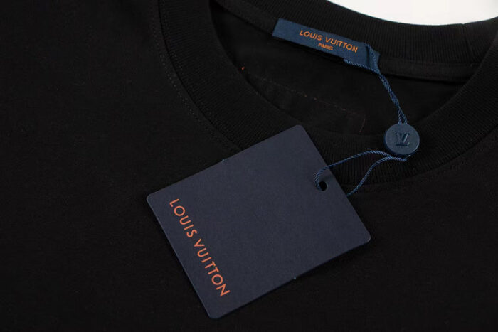 T-SHIRT LOUIS V - Image 6