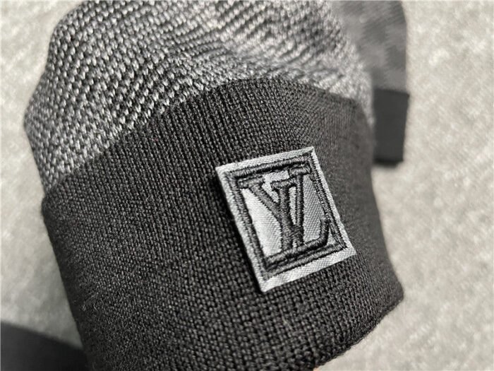 BEANIE LOUIS V - Image 3