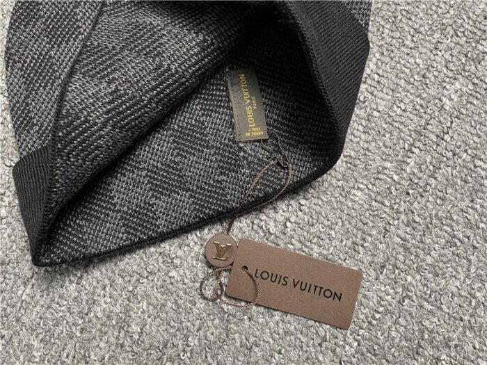 BEANIE LOUIS V - Image 8