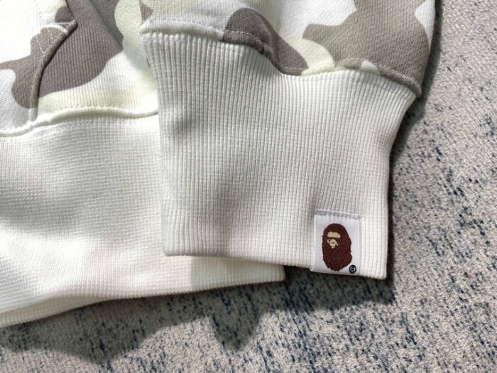 B*PE HOODIE - Image 7