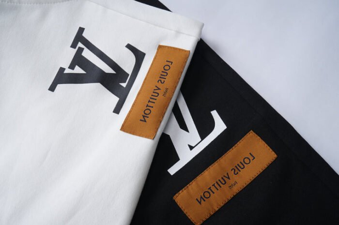 SHORTS LOUIS V - Image 4
