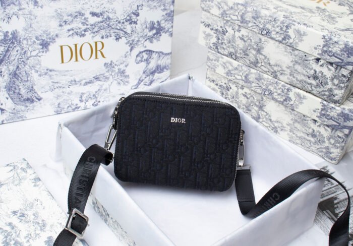 DIOR BAG - Image 1