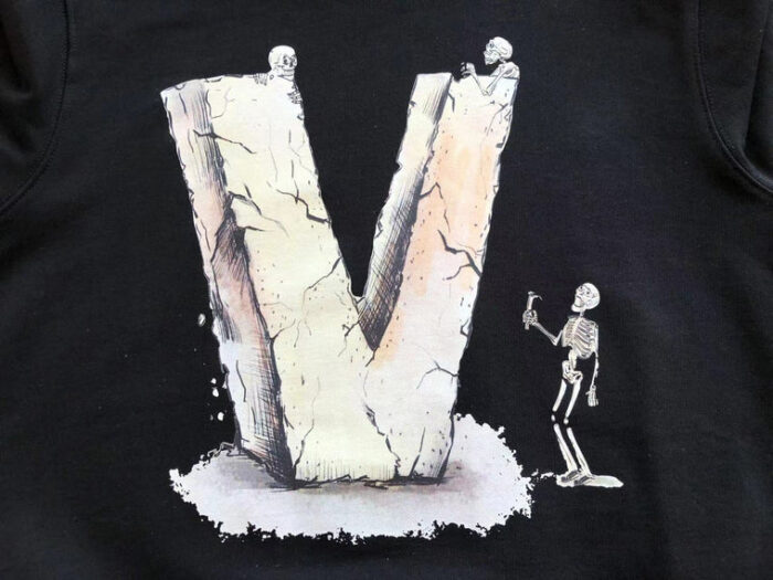 VLN HOODIE - Image 4