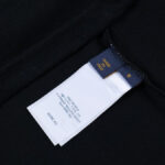 T-SHIRT LOUIS V - Image 4