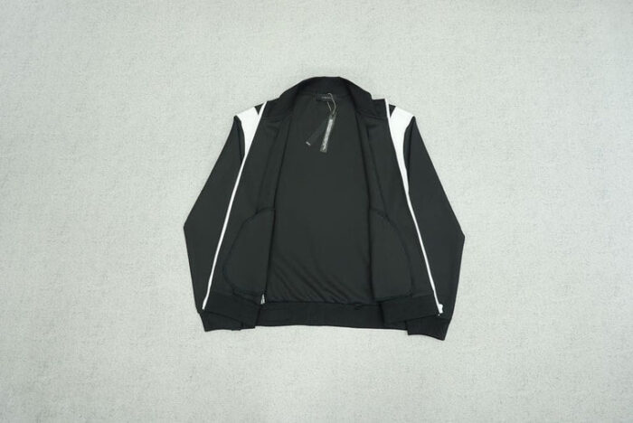 AMIRI HOODIE - Image 8