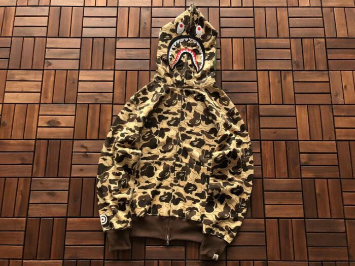 B*PE HOODIE - Image 2