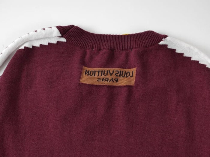 T-SHIRT LOUIS V - Image 9