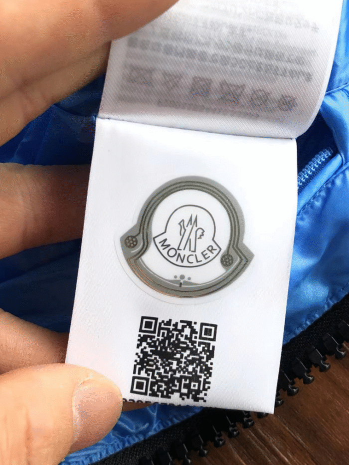 GILET M*NCL*R - Image 15