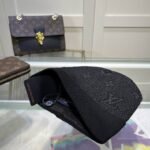 BEANIE LOUIS V - Image 4