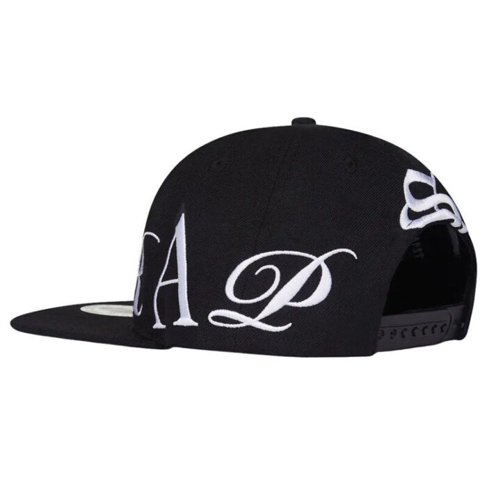 Trapstar Snapback Cap - Image 5