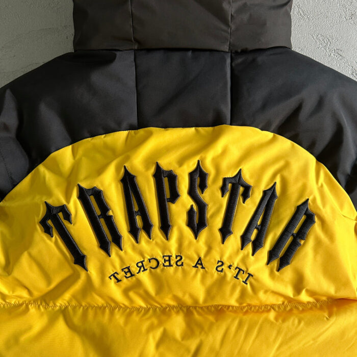 Trapstar Jacket - Image 15
