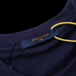 T-SHIRT LOUIS V - Image 3