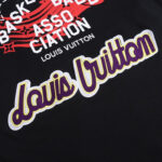 T-SHIRT LOUIS V - Image 6