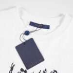 T-SHIRT LOUIS V - Image 9